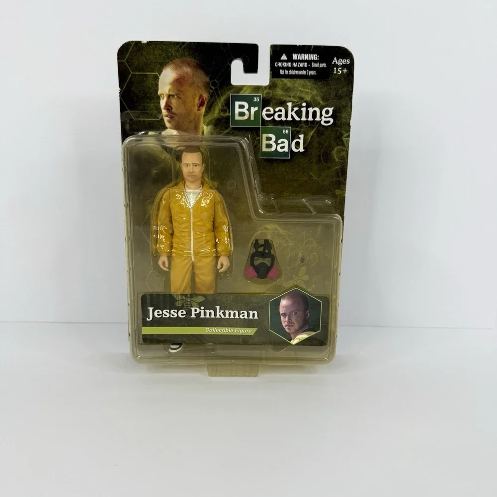 Breaking Bad Jesse Pinkman Yellow Hazmat Suit 6